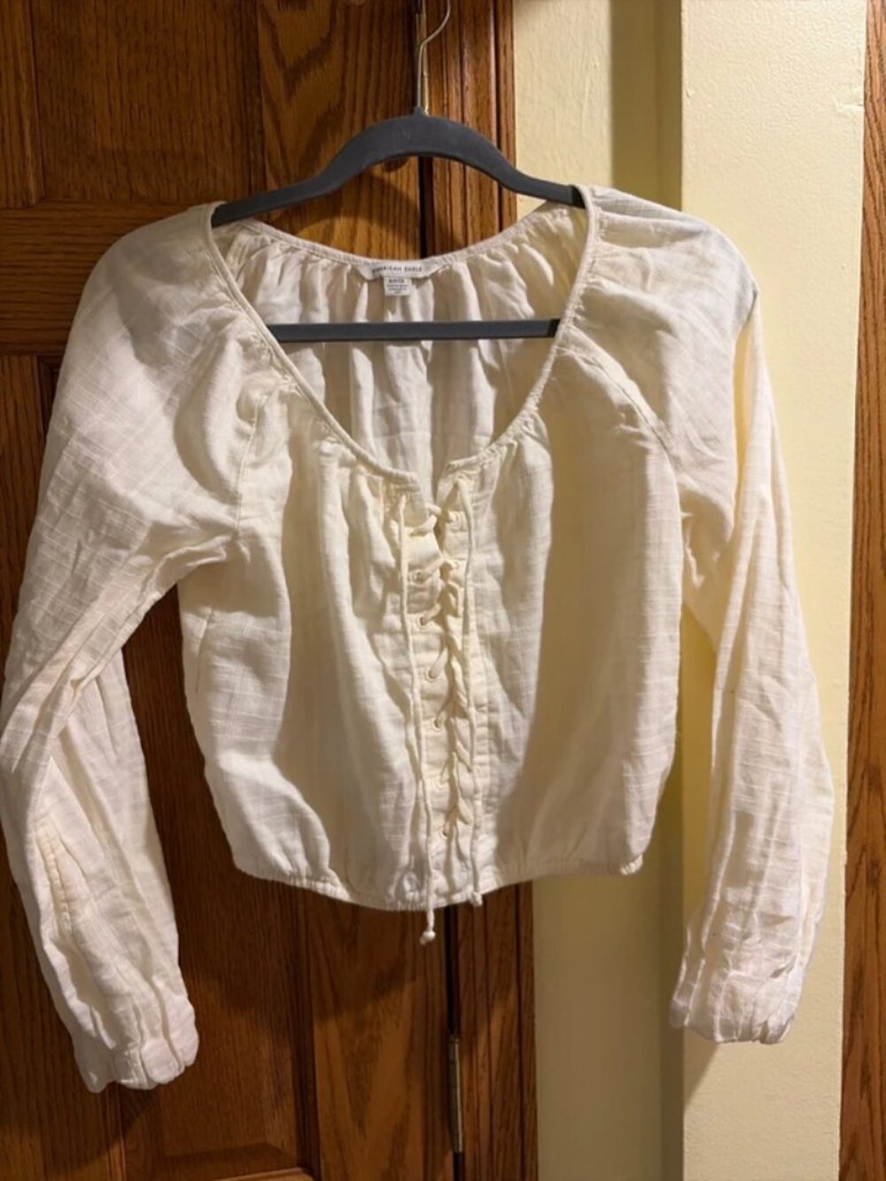 American Eagle Cream Lace Up Peasant Blouse Small